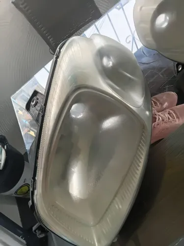 Farol de Carro