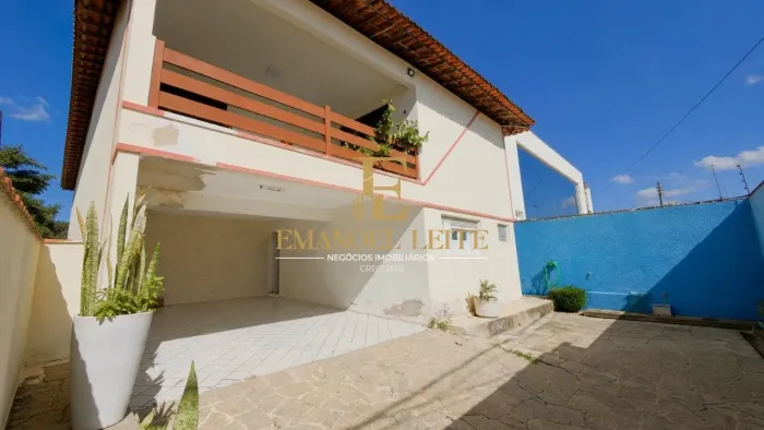 Vende-se Casa ampla em Lagoa Nova - Natal/RN