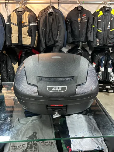 Baú Givi E470 47 Litros