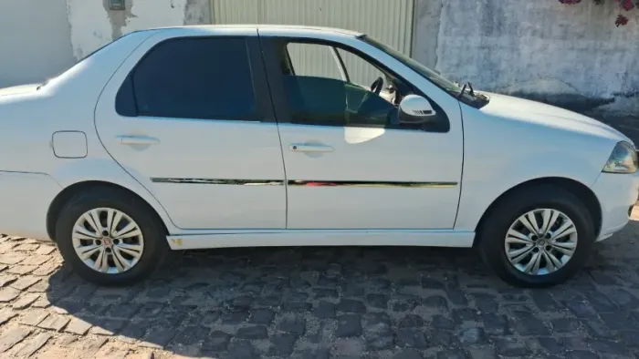 Fiat Siena EL 1.4 MPI Fire Flex 8V 4P 2014