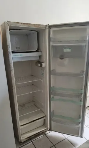 Geladeira consul