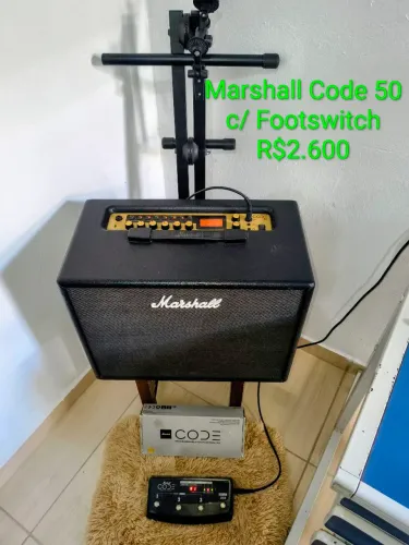 Amplificador Marshall Code 50
