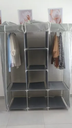 Guarda-roupa portátil cinza de 8 divisões - com avarias