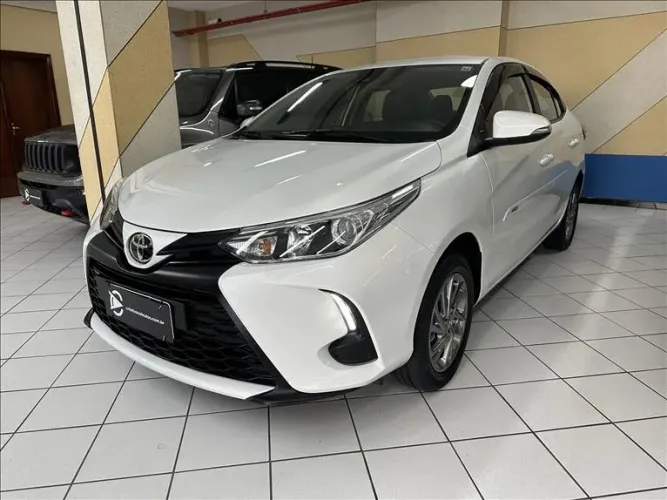 Toyota Yaris XS Connect Sedan 1.5 Flex 16V AUT 2024