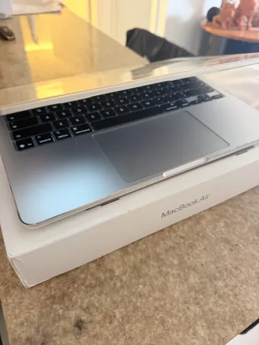 MacBook Air M5