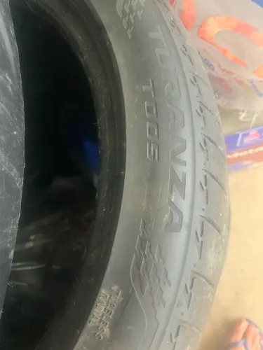 Pneus Turanza 1005, Bridgestone , para Corolla, Sentra, 