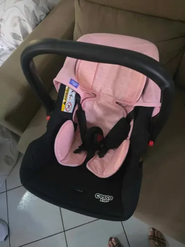 carrinho e bebe conforto