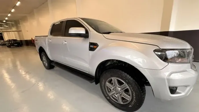 Ford Ranger XLS 2.2 4X4 CD Diesel Aut. 2023
