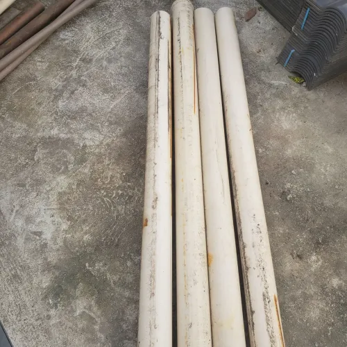 Vendo 4 varas de tubo 150mm por R$160,00.