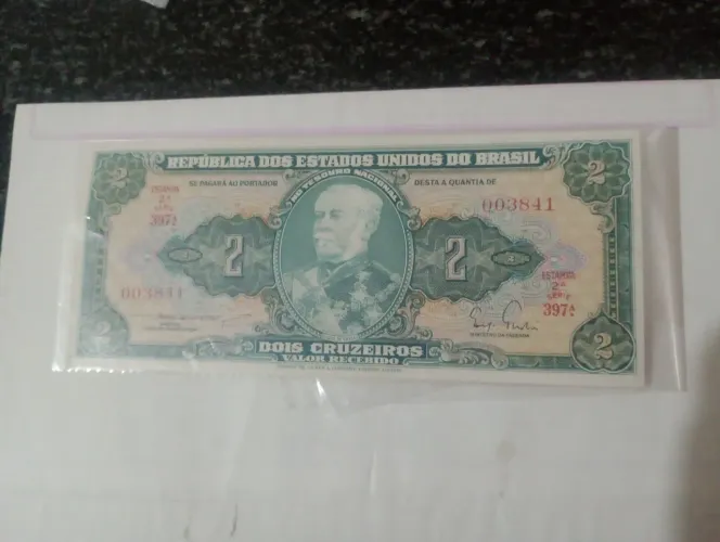 Vendo cédula antiga preço a combinar 