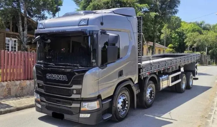 scania p 320 8x2 ano 2019