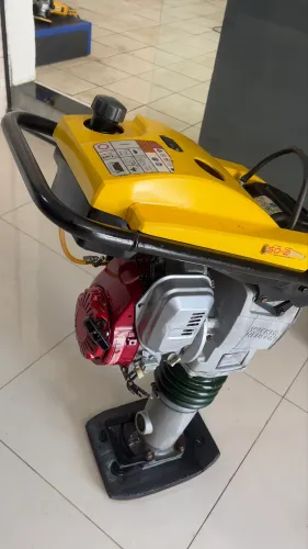 VENDO COMPACTADOR DE SOLO WACKER NEUSON SEMI NOVO BARATO 