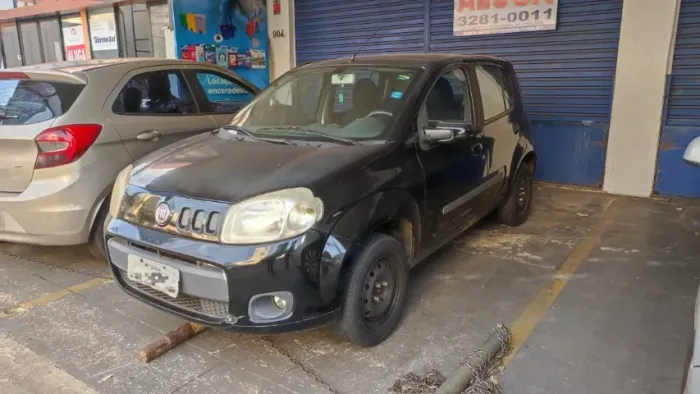 Fiat Uno Vivace/rua 1.0 EVO Fire Flex 8V 5P 2011