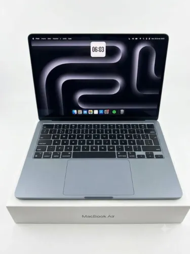 MACBOOK AIR M4 Midnight/Astro