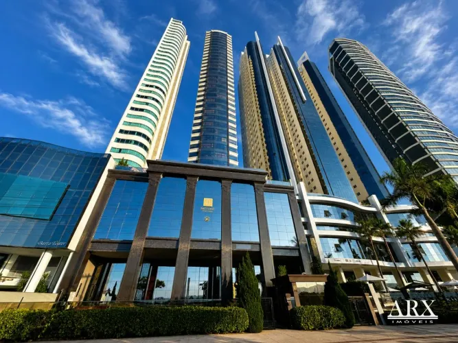 Baturité | 183m² | 4 Suítes | Barra Sul | Vista Praia e Marina | Projeto Osvaldo Segundo