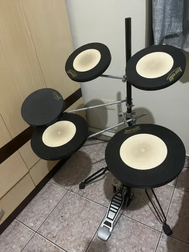 Bateria praticavel torelli com bumbo