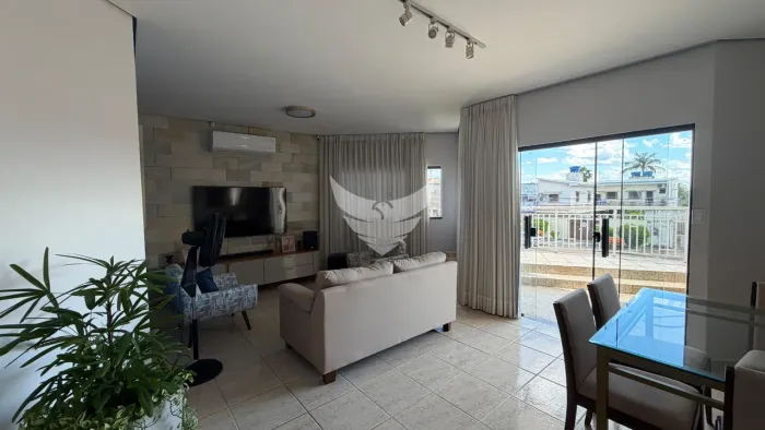 EXCELENTE IMÓVEL COMERCIAL COM LOCALIZAÇÃO ESTRATÉGICA