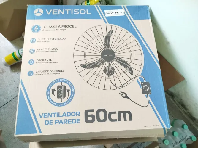 Vendo ventilador de parede.