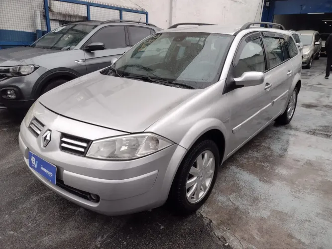 Renault Megane Grand Tour Dynam. Hi-flex 1.6 16V 2013