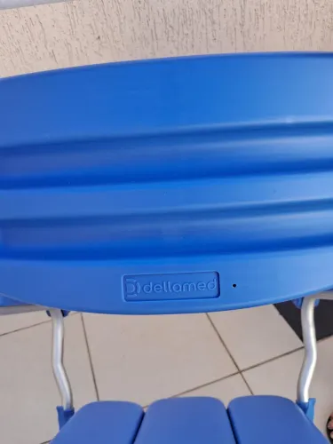 CADEIRA DE RODA PARA BANHO EM ALUMÍNIO  NOVA 