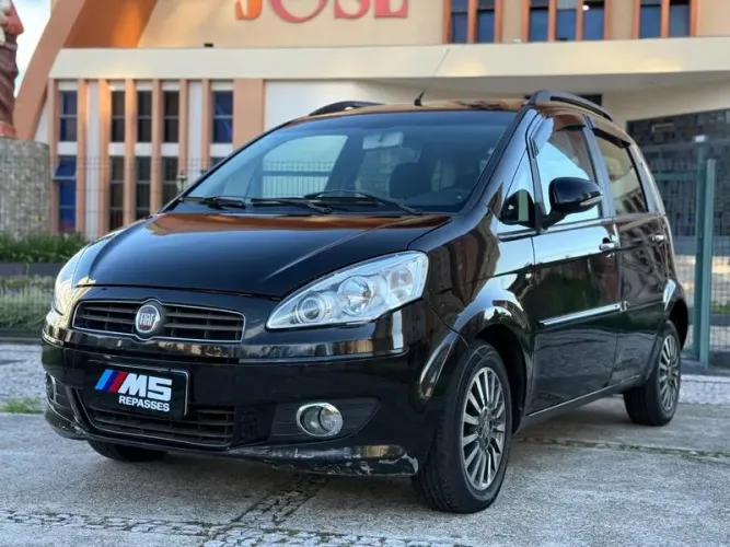 Fiat Idea Attractive 1.4 Fire Flex 8V 5P 2012