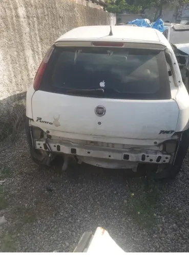 Traseira Fiat punto 2012