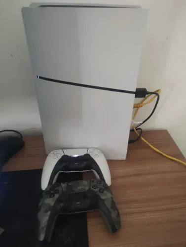 Ps5 com dois controles