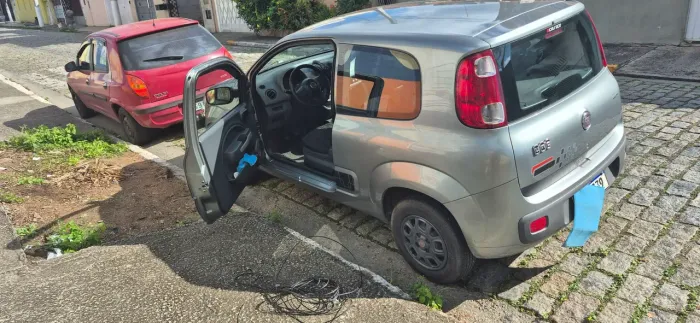 Fiat Uno Vivace 1.0 EVO Fire Flex 8V 3P 2013