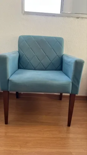 POLTRONA AZUL - pra sair logo
