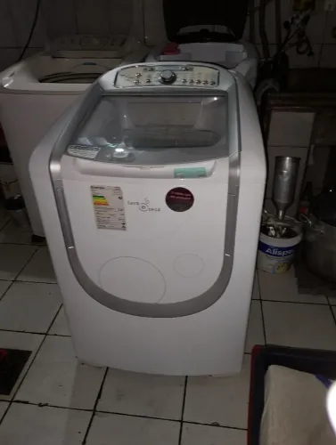 Máquina lavar e seca