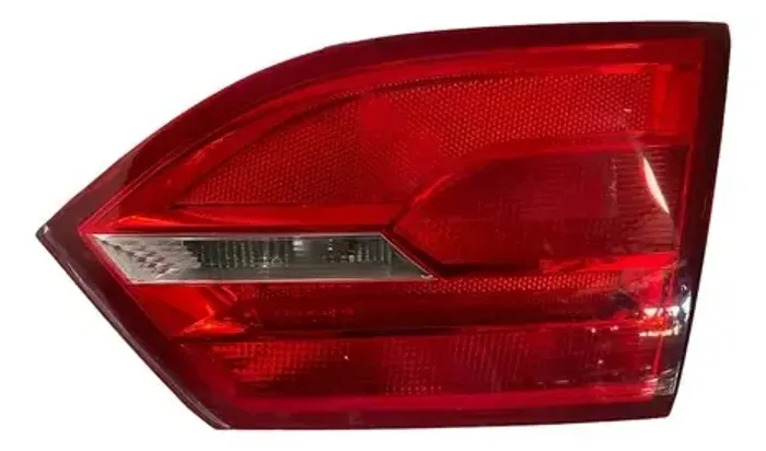 Lanterna Traseira Direita Jetta 2011/2014 (mala) Vermelho