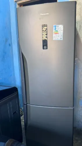 Geladeira fros free inversa inox semi nova 