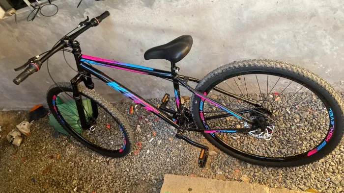 Bicicleta MTB Aro 29 KGT Race - 21 Marchas