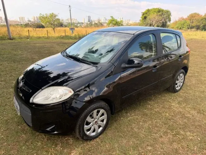 Fiat Palio Attractive 1.0 EVO Fire Flex 8V 5P 2013