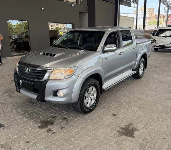 Imagem de Toyota Hilux CD D4-d 4X4 3.0 TDI Dies. Mec. 2015