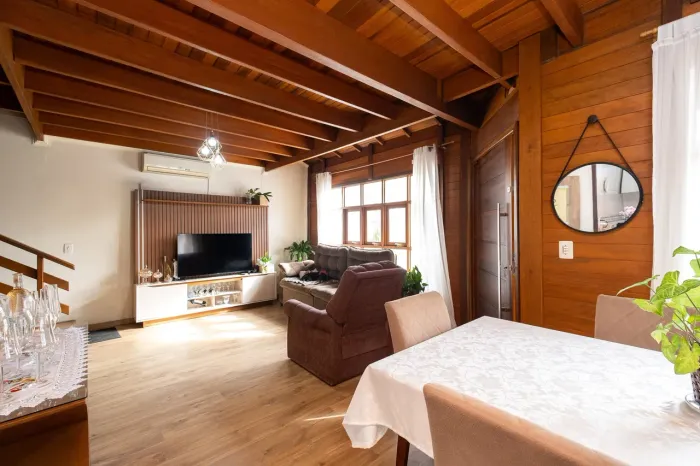 Casa à venda no Fragata, Pelotas - 173m², 3 quartos (sendo 1 suíte), cozinha com armários