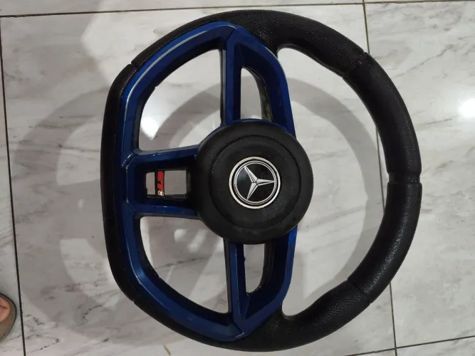 Volante esportivo Mercedes bens