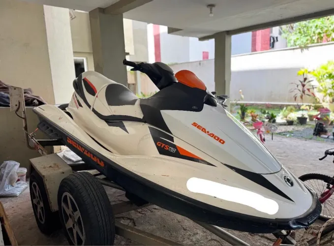 Jet ski GTS 2011