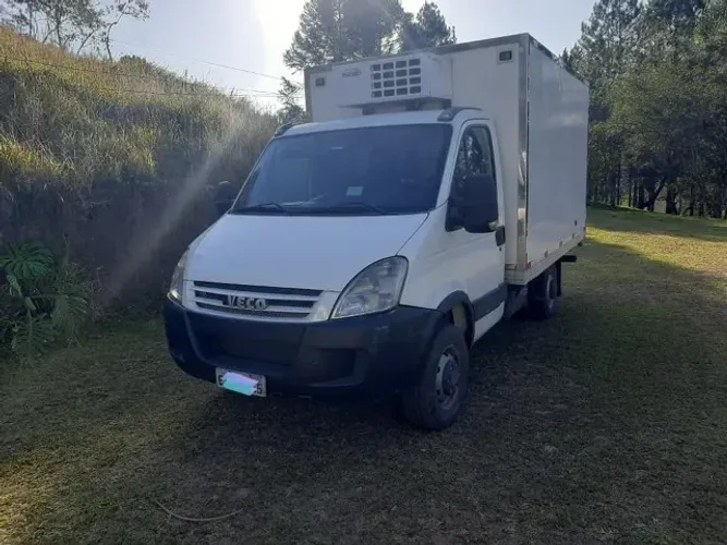 Iveco daily 35s14 refrigerada 2011