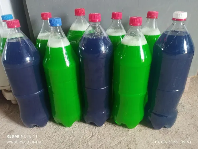 Vende-se sabão líquido lava roupa concentrado OMO POWER/ARIEL POWER