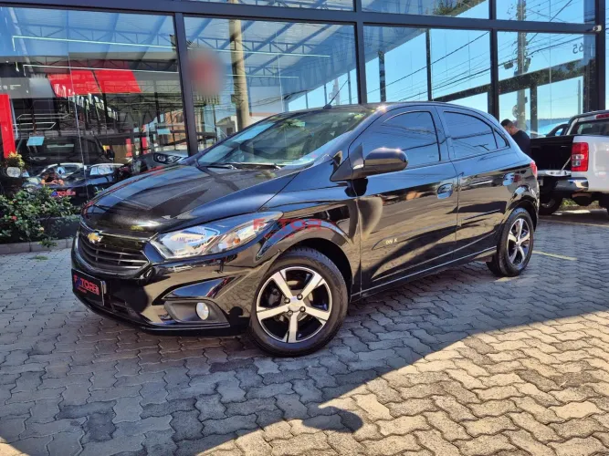 Chevrolet Onix Hatch LTZ 1.4 8V Flex Power Aut. 4P 2018