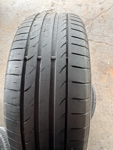 01 Pneu Aro 19 Roadking 255/55r19 111w Argos Uhp, 70% vida útil