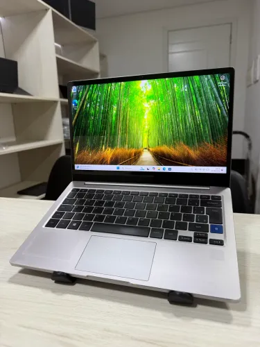 Samsung Style i5 8ª Geração 8GB SSD 256GB Tela 14? FHD