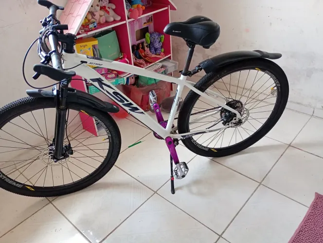 Vendo uma bike KSW aro 29 está tudo ok Valor 900