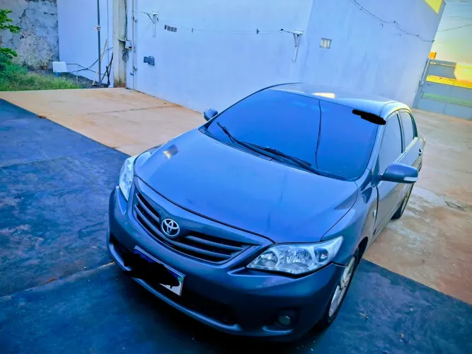 Toyota Corolla XEI 2.0 Flex 16V Aut. 2012
