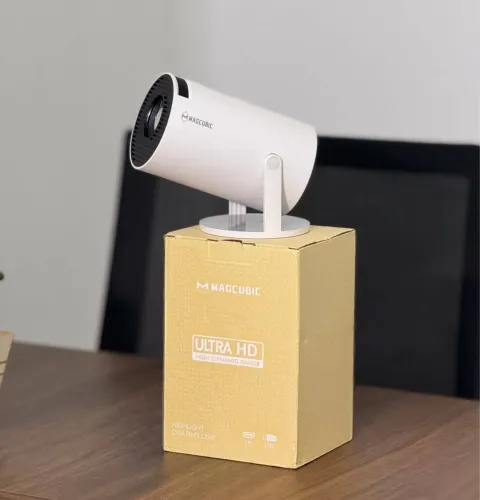Projetor original Hy300 Magcubic novo na caixa