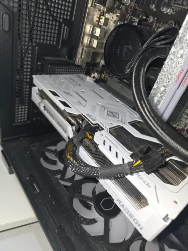 Placa de Vídeo ASRock Radeon RX 9060 XT Steel Legend OC 16GB GDDR6
