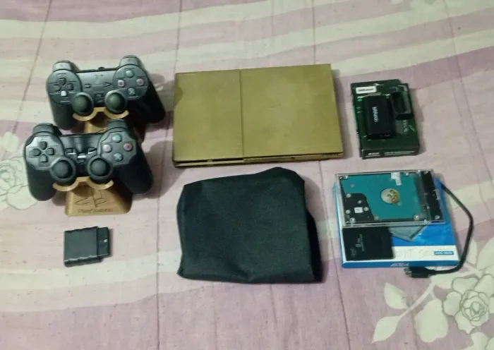 Playstation 2 super slim ( LEIA A DESCRIÇÃO )