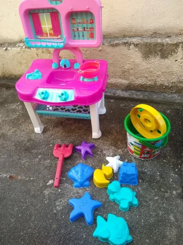 Lote cozinha + brinquedo de praia