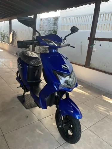 Moto Scooter Elétrica Y8 / 1000W